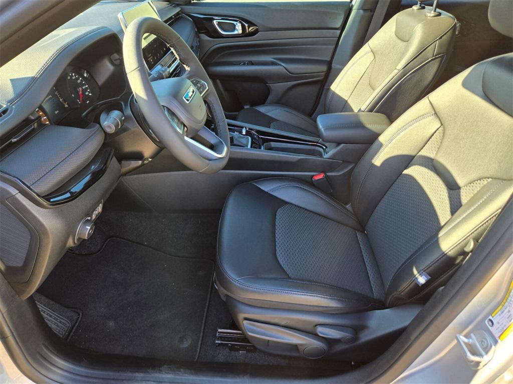 new 2026 Jeep Compass car, priced at $33,185