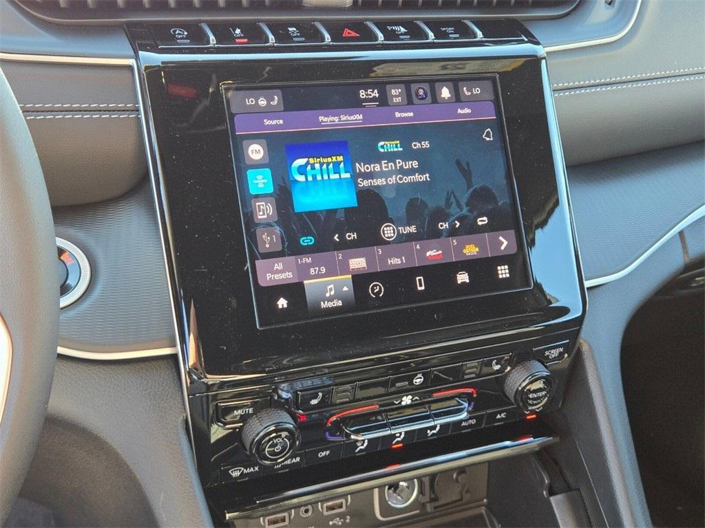 new 2025 Jeep Grand Cherokee L car, priced at $33,770