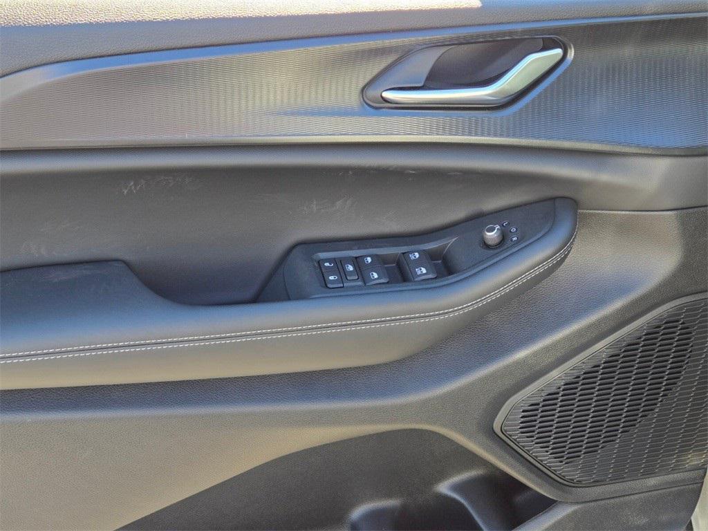 new 2025 Jeep Grand Cherokee L car, priced at $33,770