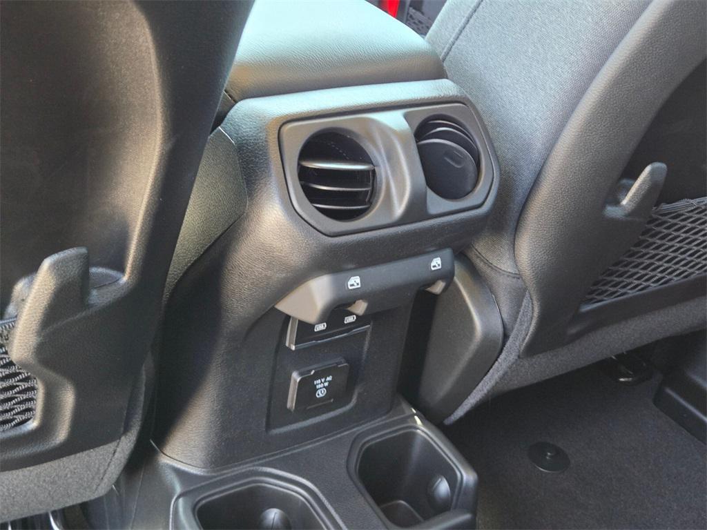 new 2025 Jeep Wrangler car, priced at $53,595