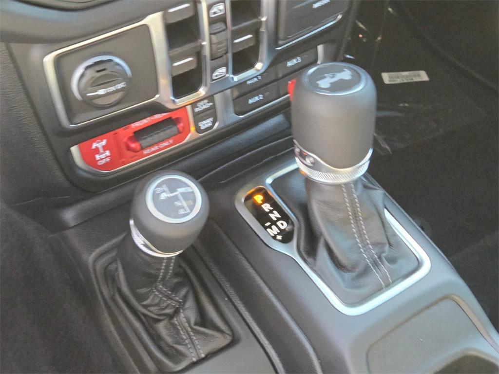 new 2025 Jeep Wrangler car, priced at $64,240