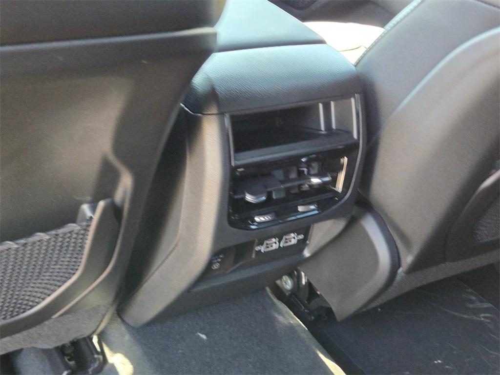new 2025 Jeep Grand Cherokee car, priced at $43,225