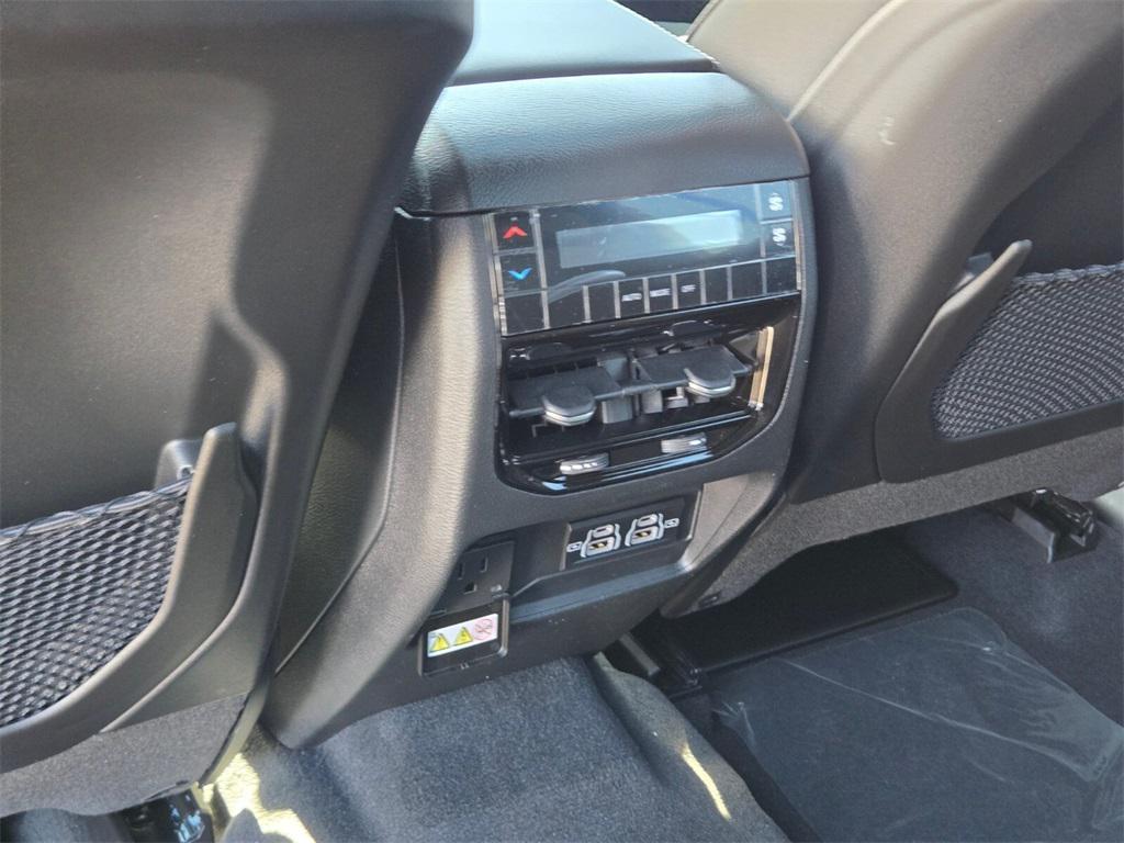new 2025 Jeep Grand Cherokee L car, priced at $45,675