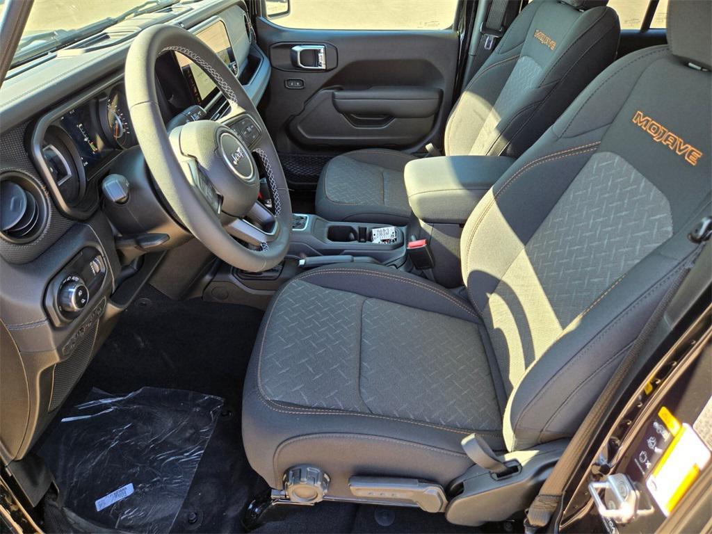 new 2025 Jeep Gladiator car, priced at $54,685