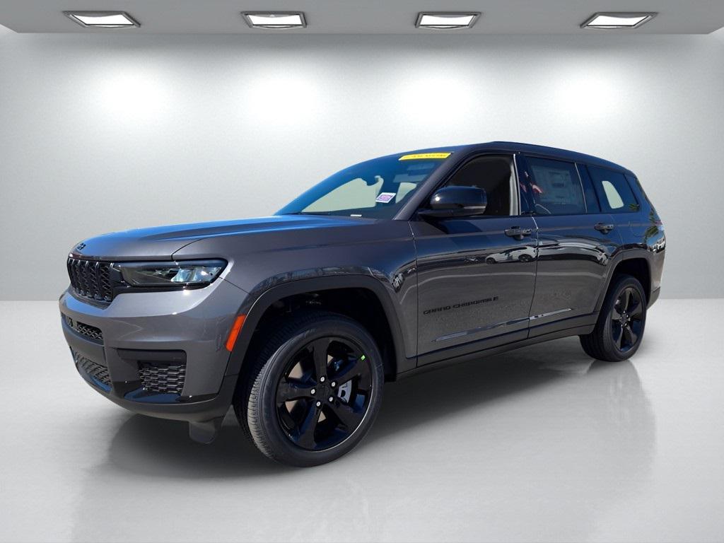 new 2025 Jeep Grand Cherokee L car, priced at $43,870