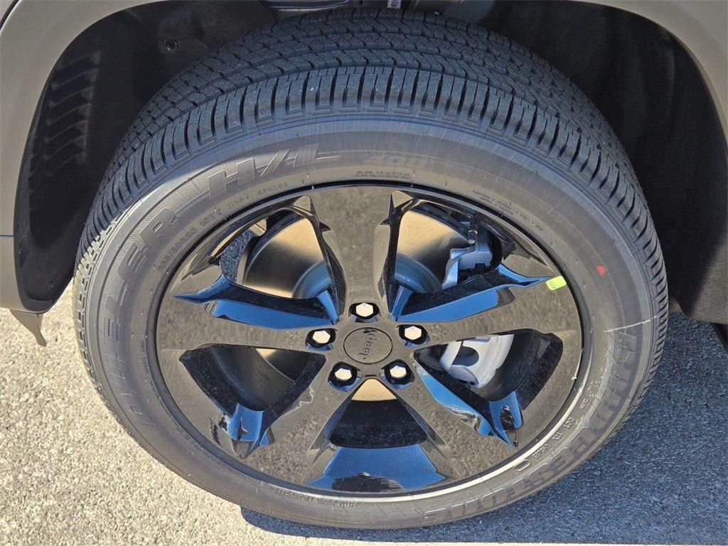 new 2025 Jeep Grand Cherokee L car, priced at $43,870