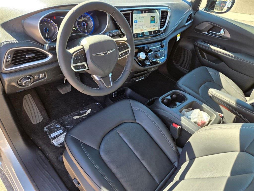 new 2026 Chrysler Pacifica car, priced at $46,610