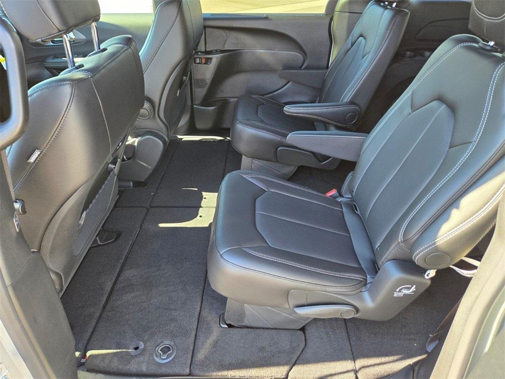 new 2026 Chrysler Pacifica car, priced at $46,610