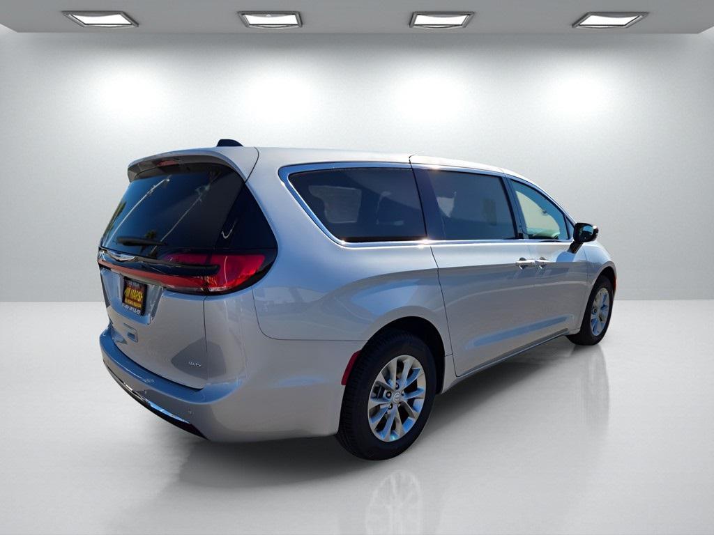 new 2026 Chrysler Pacifica car, priced at $46,610