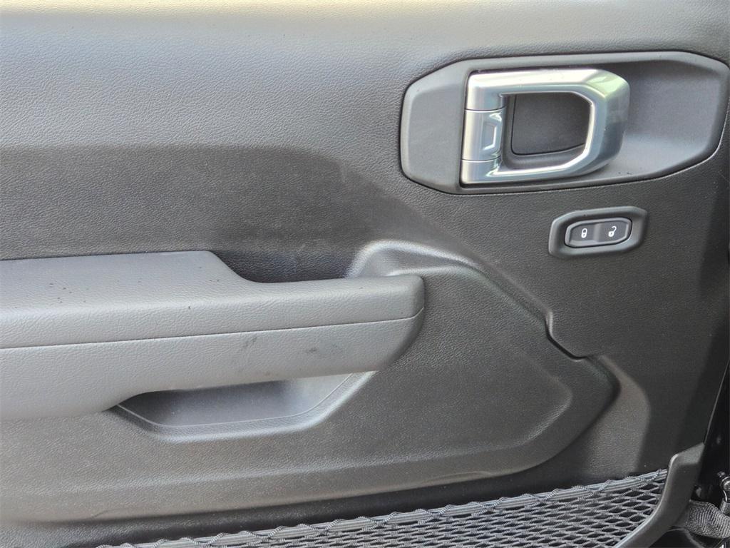 new 2026 Jeep Wrangler car, priced at $48,134