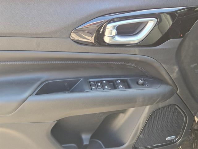 new 2025 Jeep Compass car, priced at $36,830