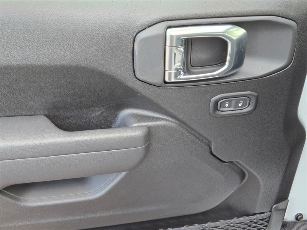 new 2026 Jeep Wrangler car, priced at $43,855