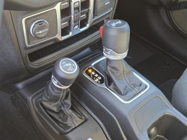 new 2025 Jeep Wrangler car, priced at $46,340