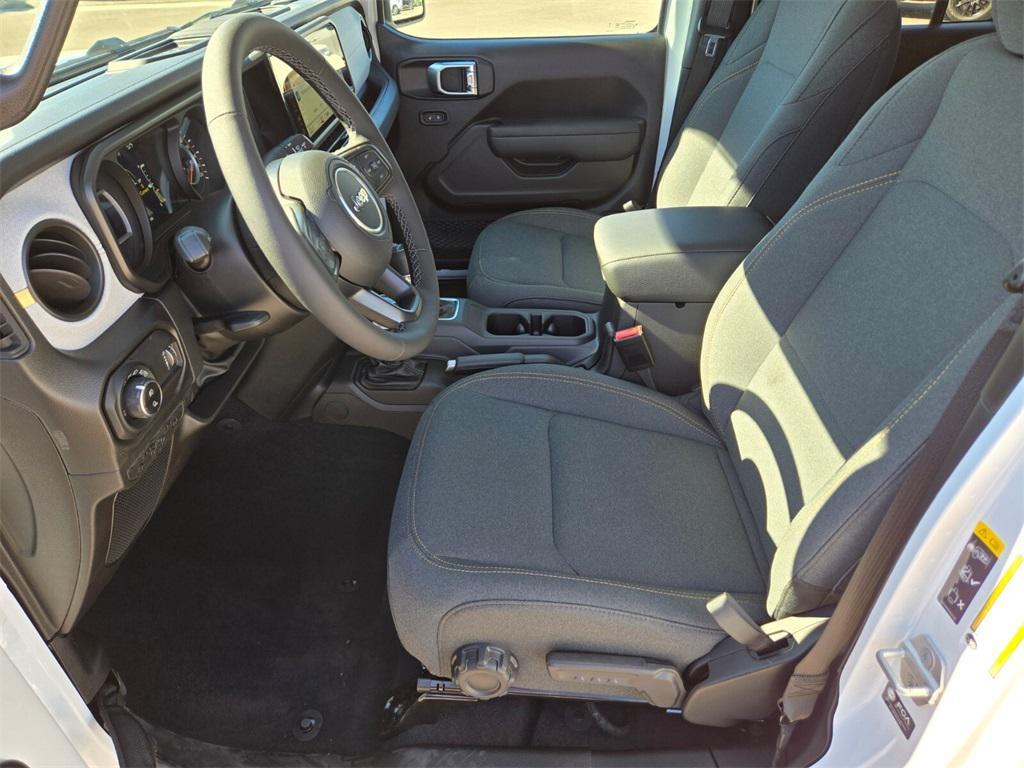 new 2025 Jeep Gladiator car, priced at $47,850