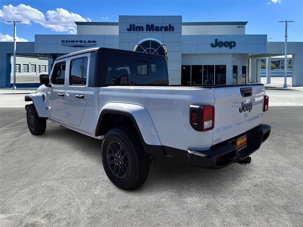 new 2025 Jeep Gladiator car, priced at $47,850