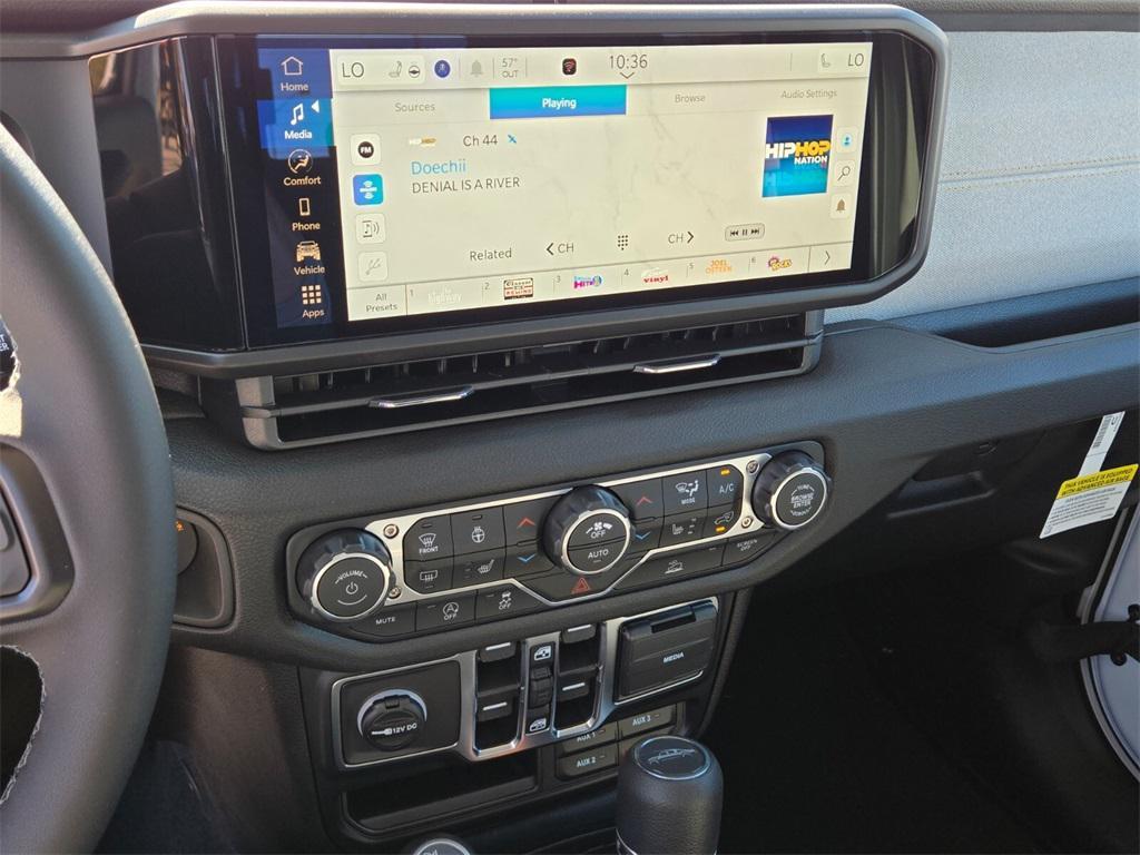 new 2025 Jeep Gladiator car, priced at $47,850