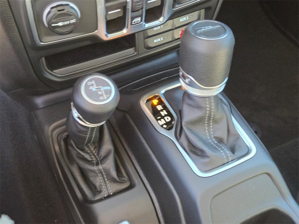 new 2025 Jeep Gladiator car, priced at $47,850