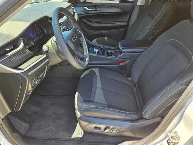 used 2023 Jeep Grand Cherokee car, priced at $26,780
