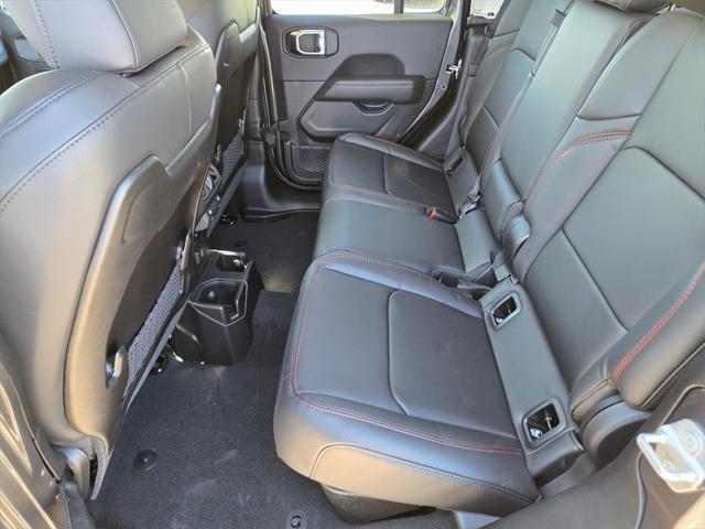 new 2025 Jeep Gladiator car, priced at $61,095