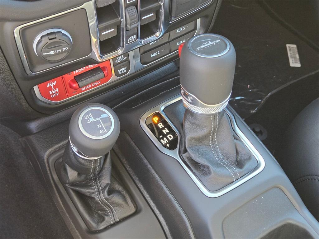 new 2025 Jeep Gladiator car, priced at $61,095