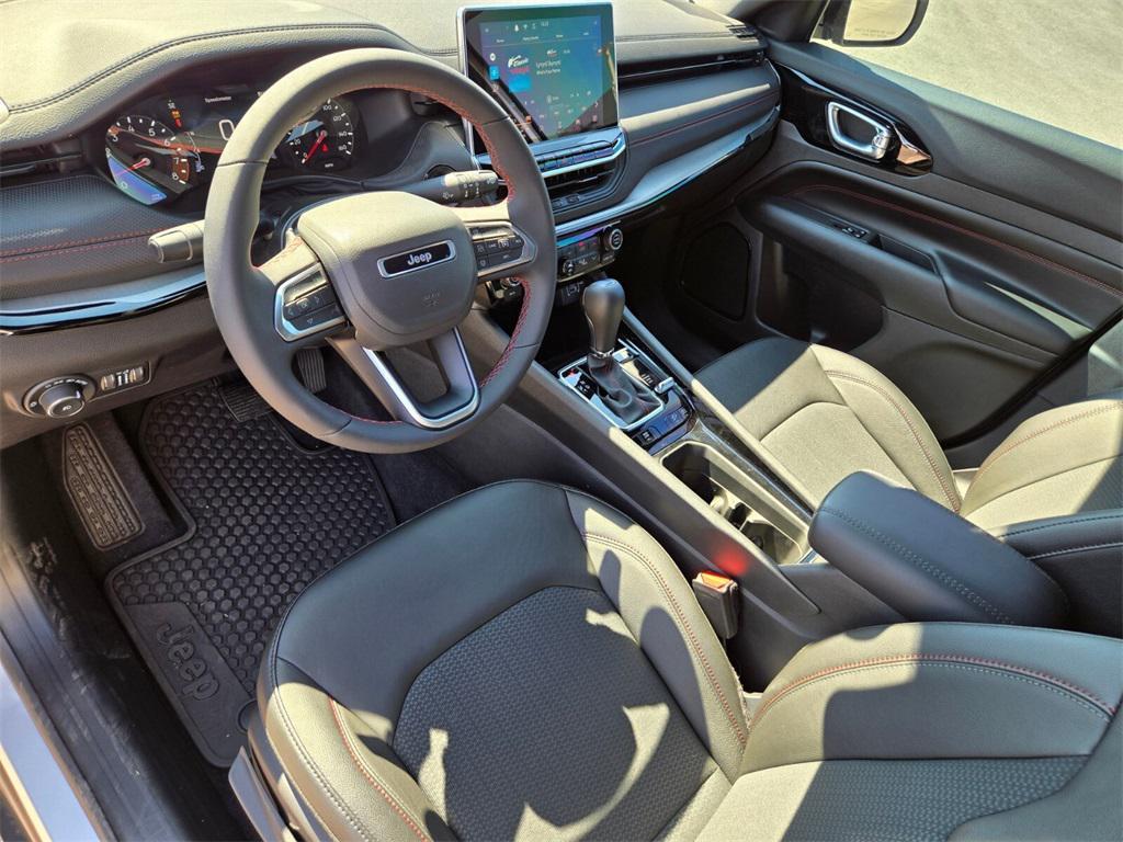 new 2025 Jeep Compass car, priced at $35,560