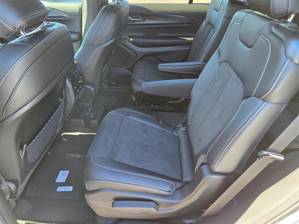 new 2025 Jeep Grand Cherokee L car, priced at $42,485