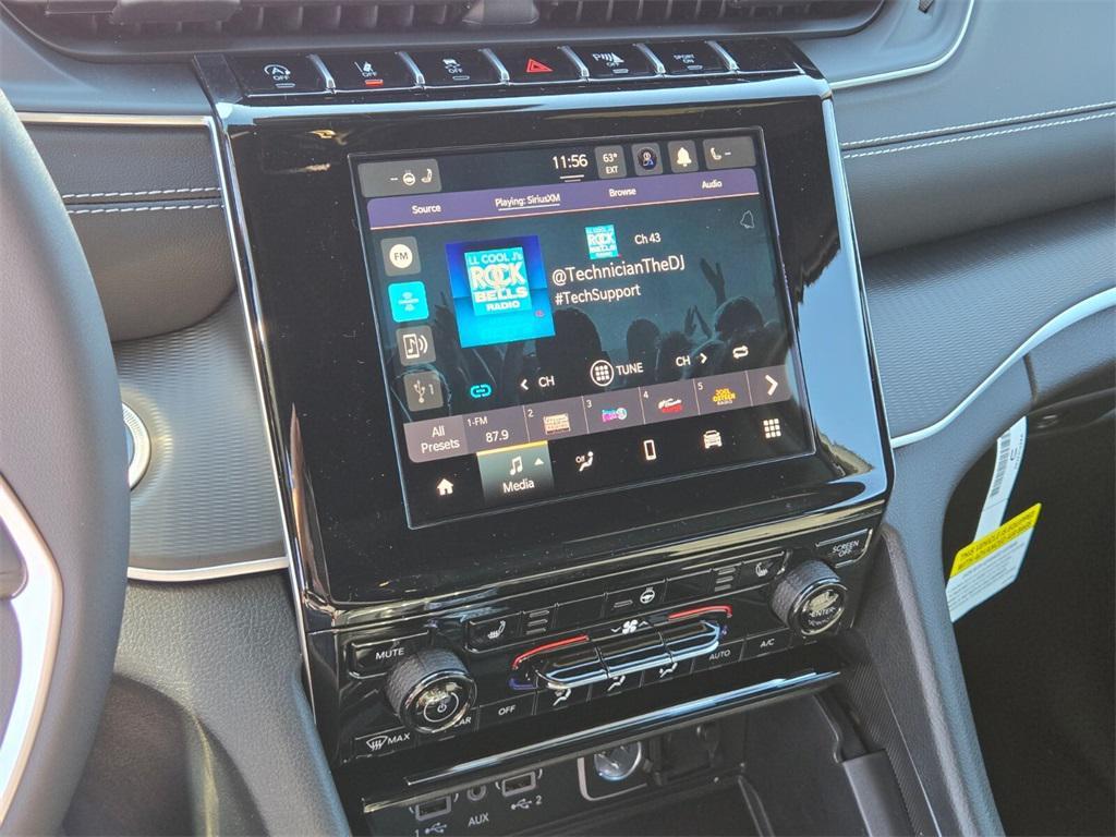 new 2025 Jeep Grand Cherokee car, priced at $43,025