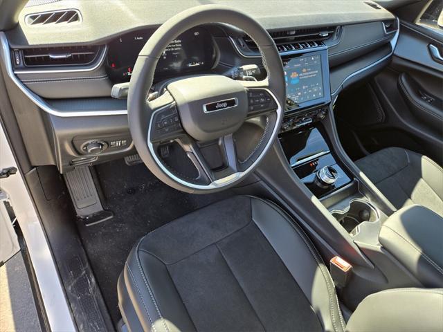 new 2025 Jeep Grand Cherokee car, priced at $39,930