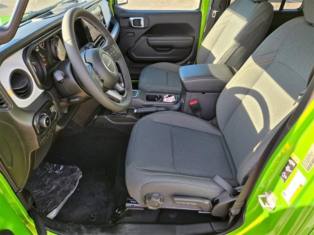 new 2025 Jeep Wrangler car, priced at $40,980