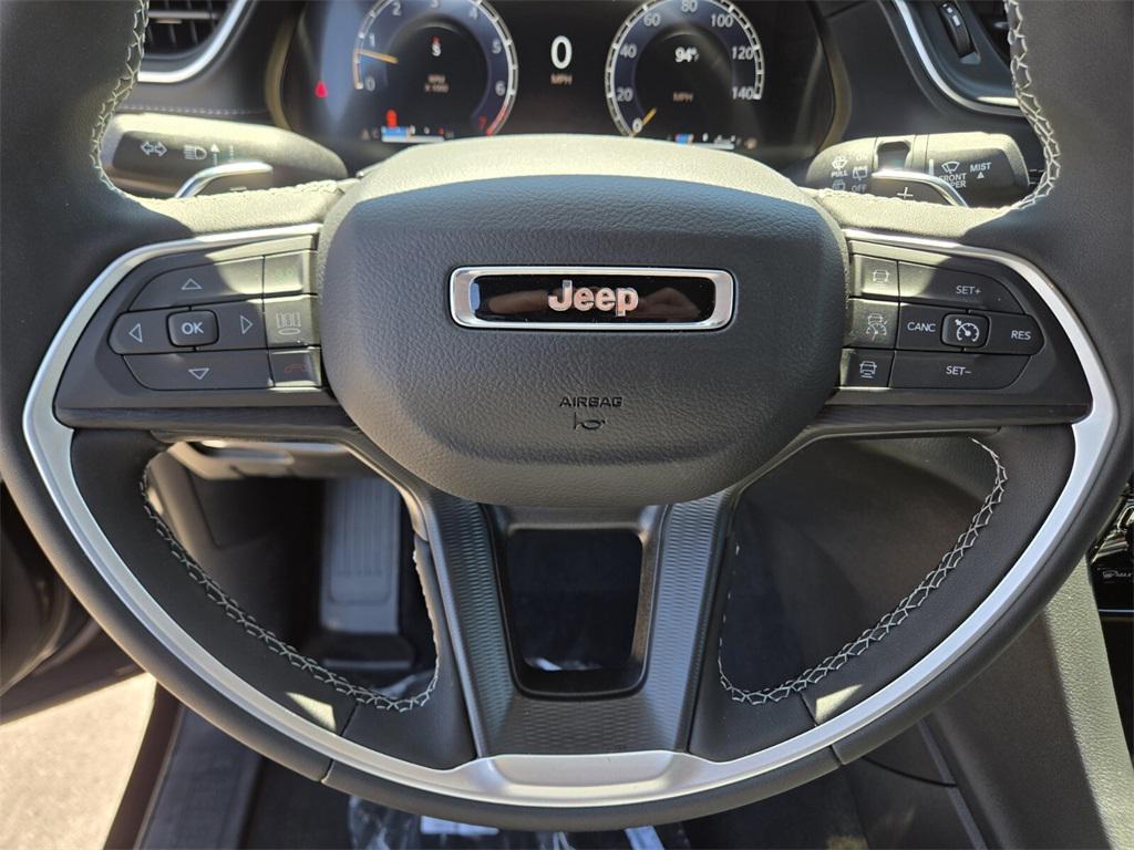 new 2025 Jeep Grand Cherokee L car, priced at $32,725