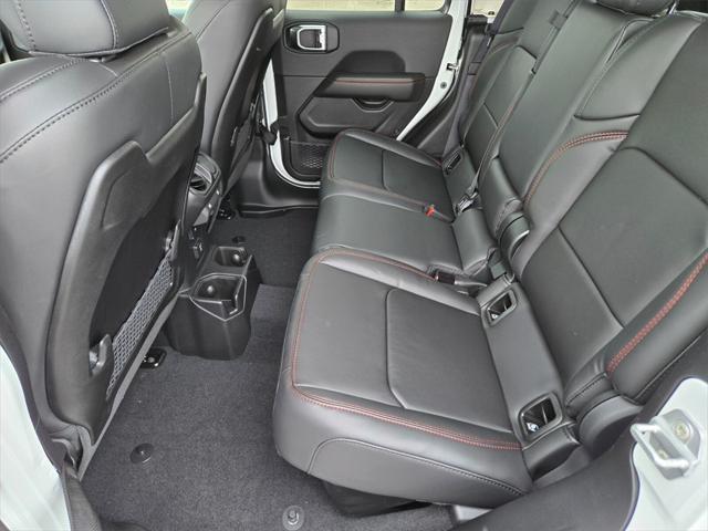 new 2025 Jeep Gladiator car, priced at $60,500