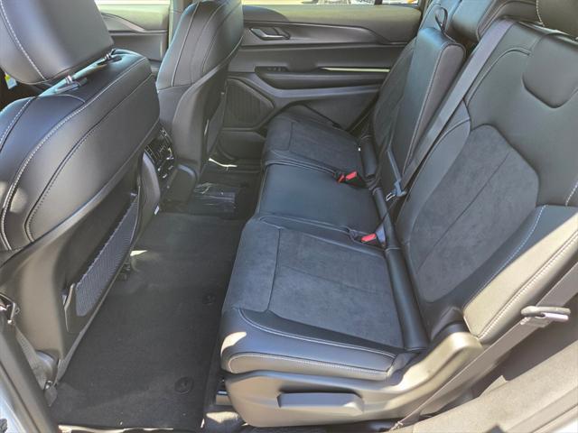 new 2025 Jeep Grand Cherokee L car, priced at $43,675