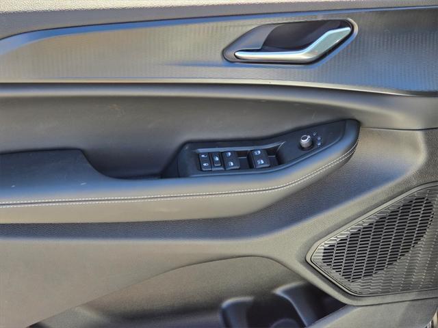 new 2025 Jeep Grand Cherokee L car, priced at $43,675