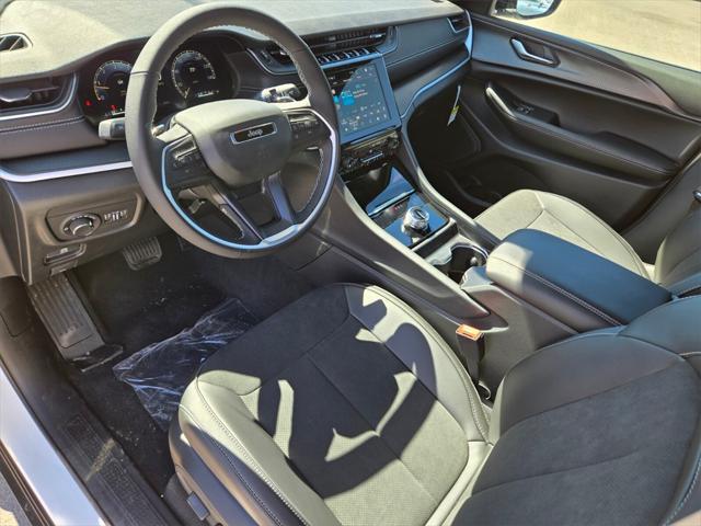 new 2025 Jeep Grand Cherokee L car, priced at $43,675