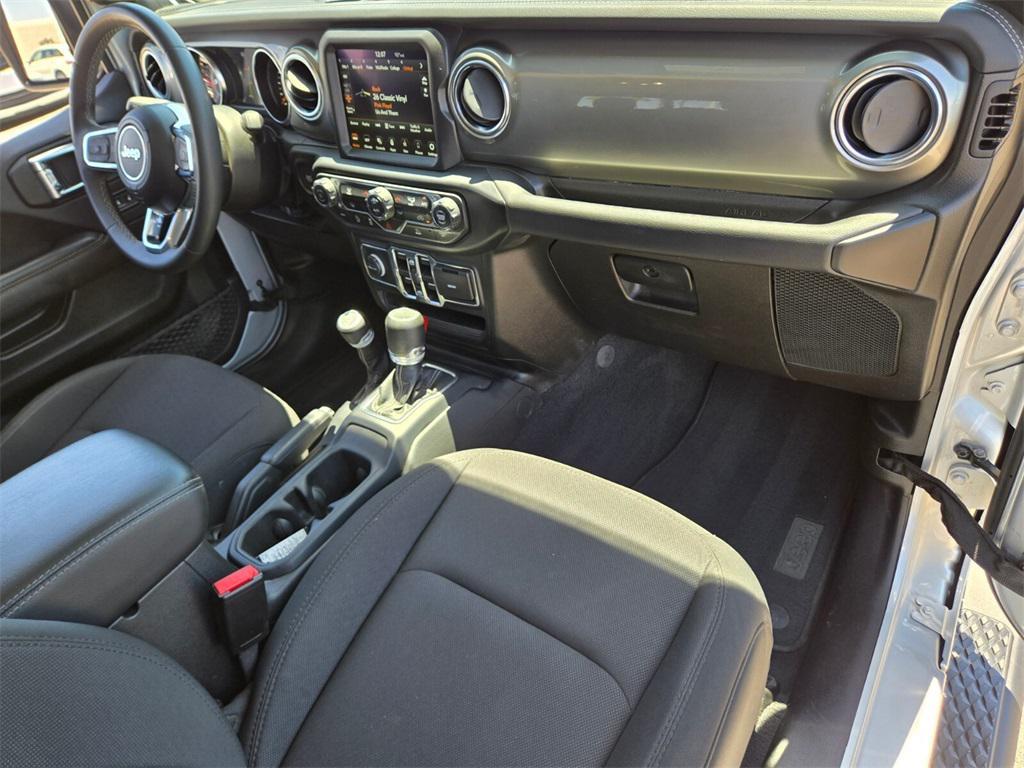 used 2023 Jeep Gladiator car, priced at $30,250