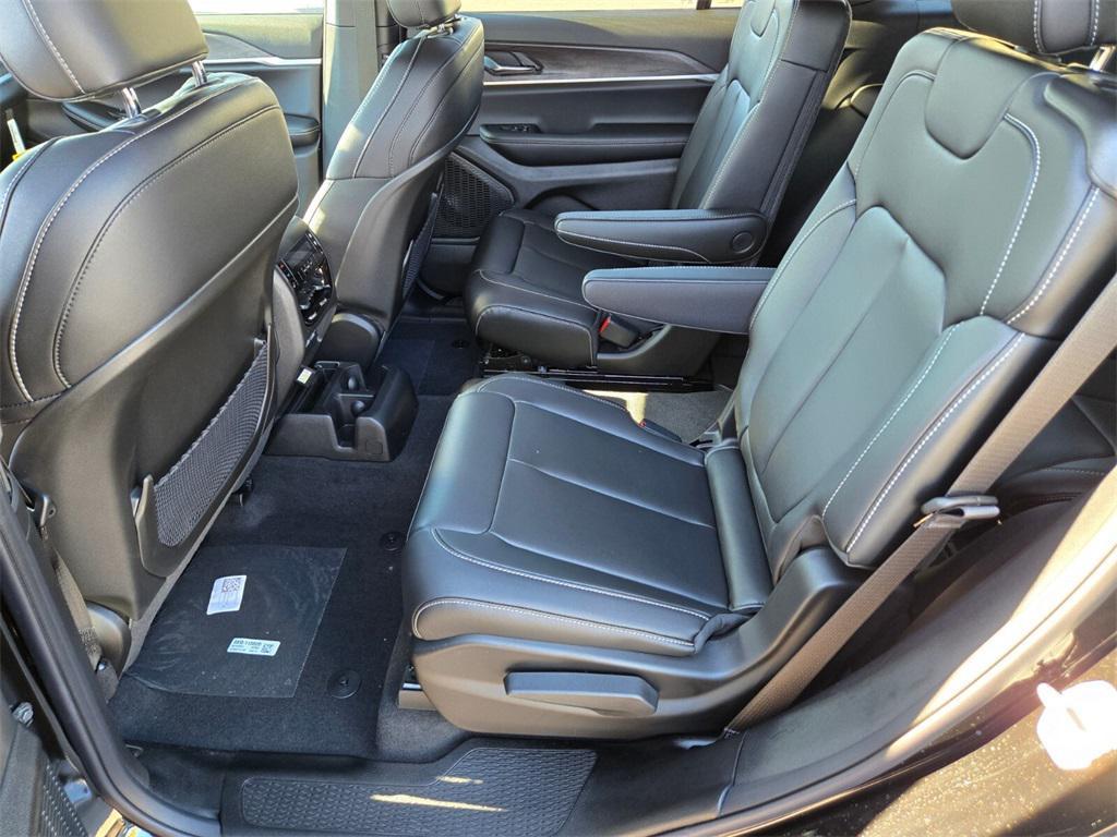 new 2025 Jeep Grand Cherokee L car, priced at $45,460