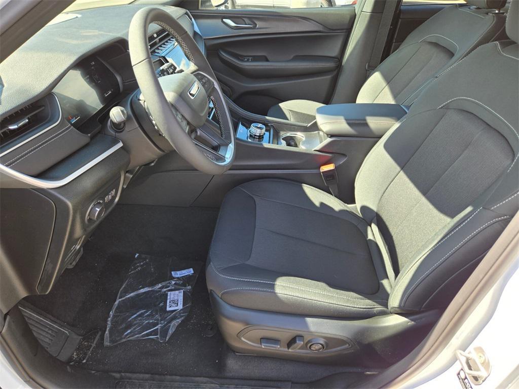 new 2025 Jeep Grand Cherokee L car, priced at $36,675