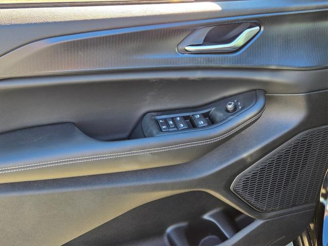 new 2025 Jeep Grand Cherokee car, priced at $38,380