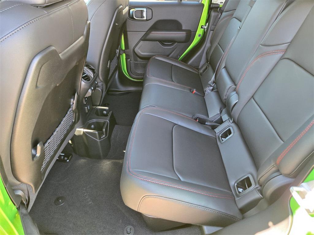 new 2025 Jeep Gladiator car, priced at $61,095