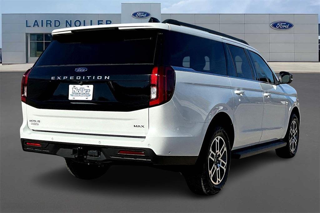 new 2025 Ford Expedition Max car, priced at $71,704