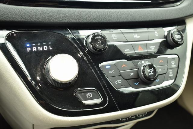 used 2022 Chrysler Pacifica car, priced at $22,846