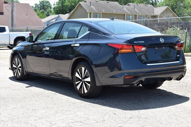 used 2022 Nissan Altima car, priced at $24,784
