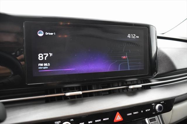 used 2022 Kia Carnival car, priced at $31,975