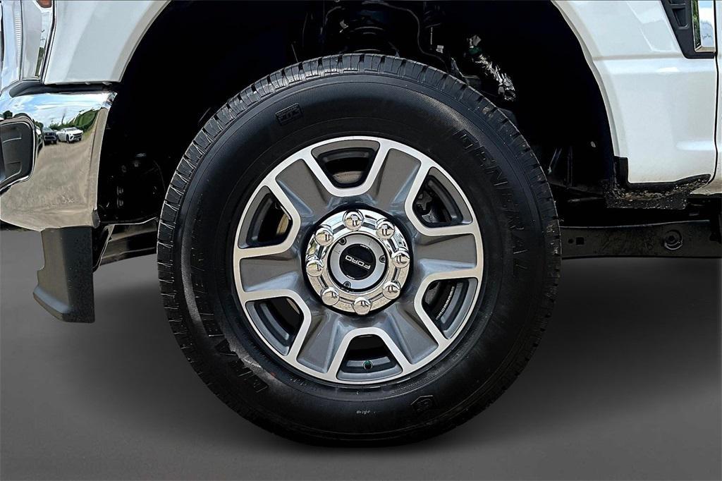 new 2025 Ford F-350 car, priced at $47,995