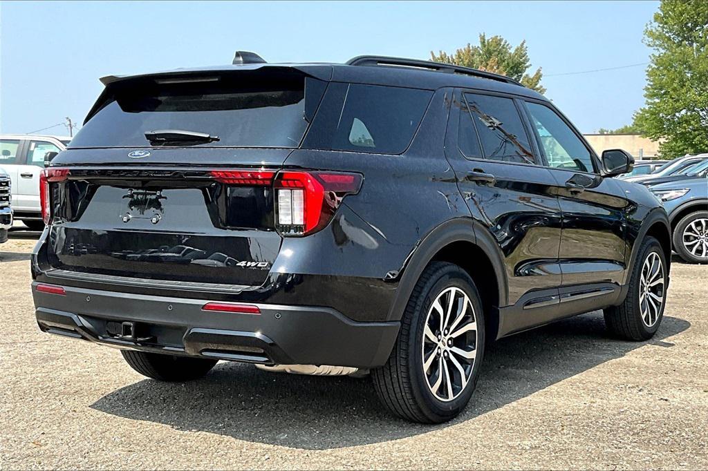 new 2025 Ford Explorer car, priced at $43,915