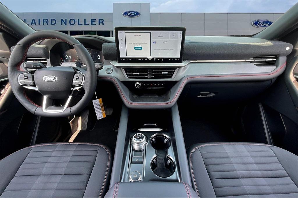 new 2025 Ford Explorer car, priced at $43,915