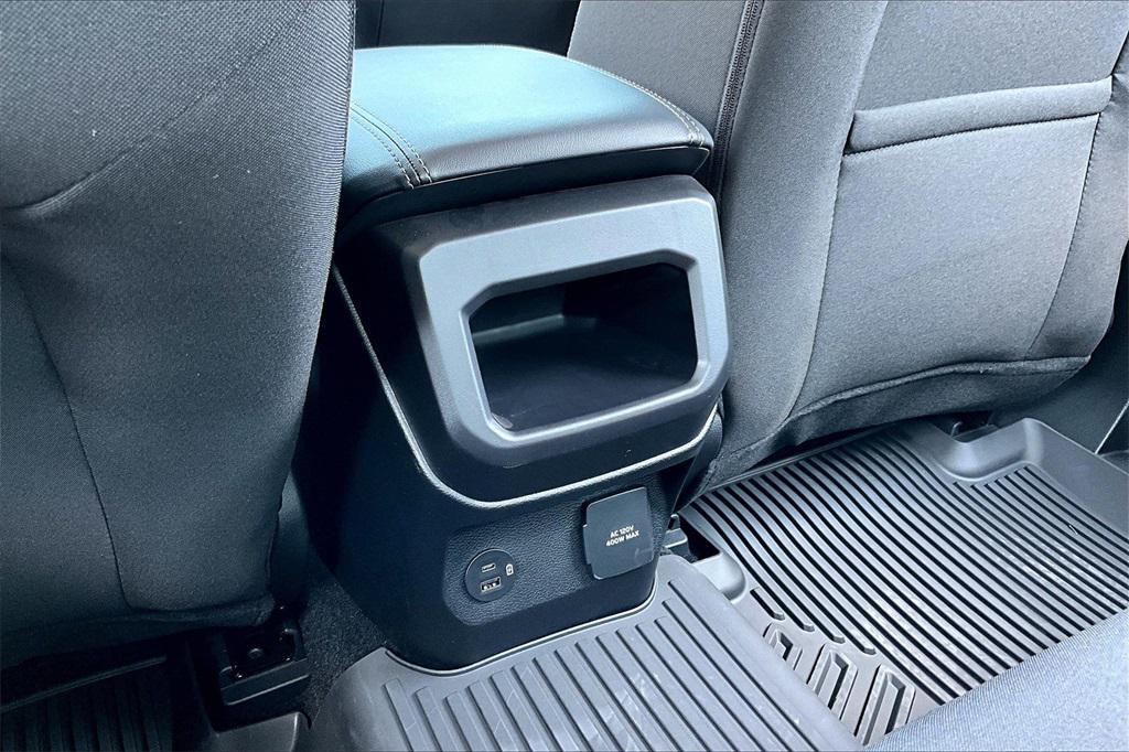 new 2025 Ford Ranger car, priced at $40,555