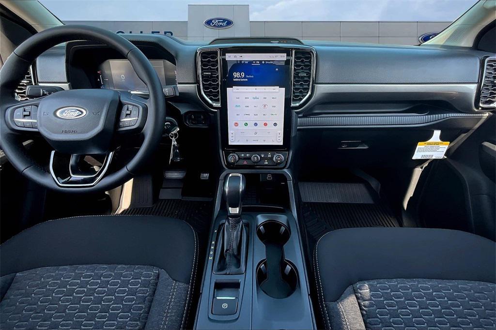 new 2025 Ford Ranger car, priced at $40,555