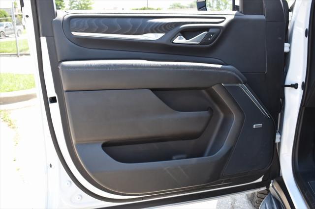 used 2023 GMC Yukon XL car, priced at $59,461