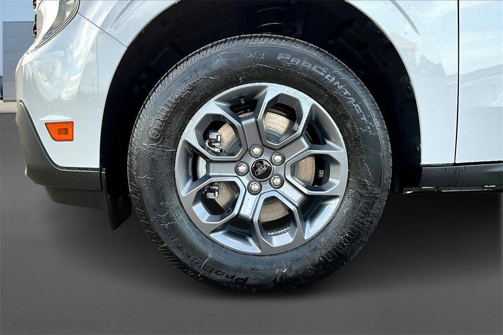 new 2025 Ford Maverick car, priced at $37,999